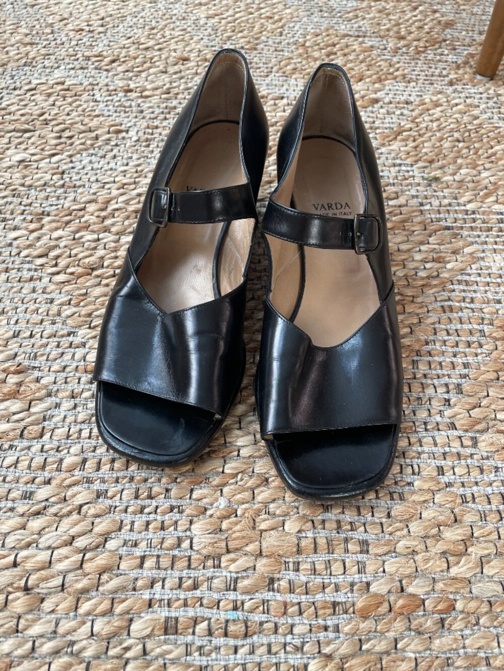 Varda Italian Leather Open-Toe Mary Jane Pumps Black Size 10